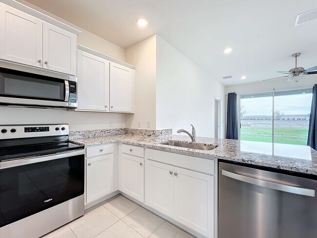 Photo - 5059 Stokes Way