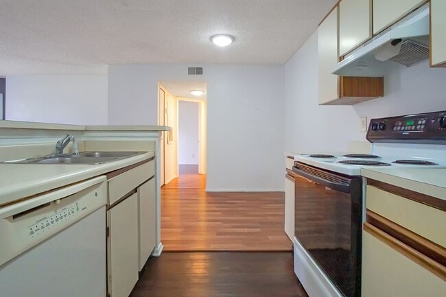 Photo - Condo in Kissimmee now available!