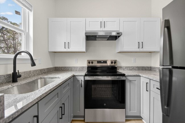 Building Photo - 2009-2011 Scotty Ct Unit 2009 Scotty Ct