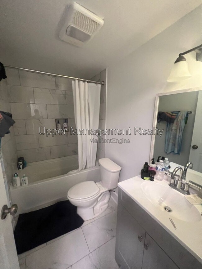 Photo - 7714 Oak St Unit 7714