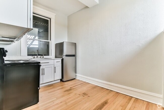Building Photo - 2800 N Pine Grove Ave Unit 6G Rental