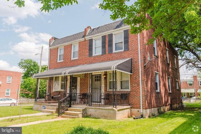 Building Photo - 3329 Ingleside Ave Rental