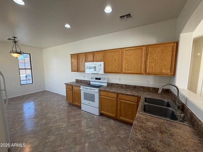 Photo - 3430 E Packard Dr