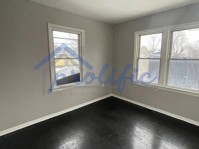 Photo - 712 W 19th Ave