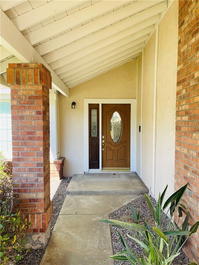 Photo - 25472 Day Lily Dr