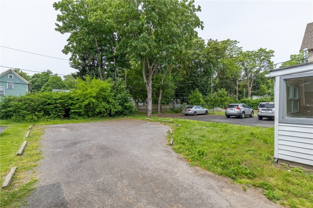 Photo - 675 S Clinton Ave