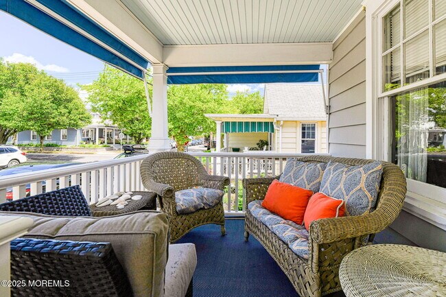 Photo - 82 Franklin Ave