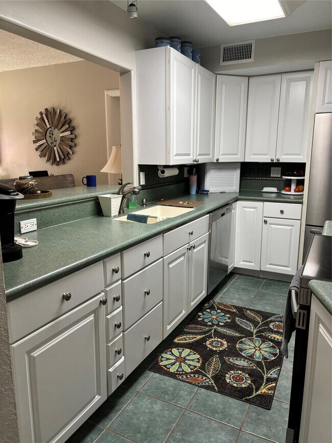 Photo - 900 River Reach Dr Unit 216