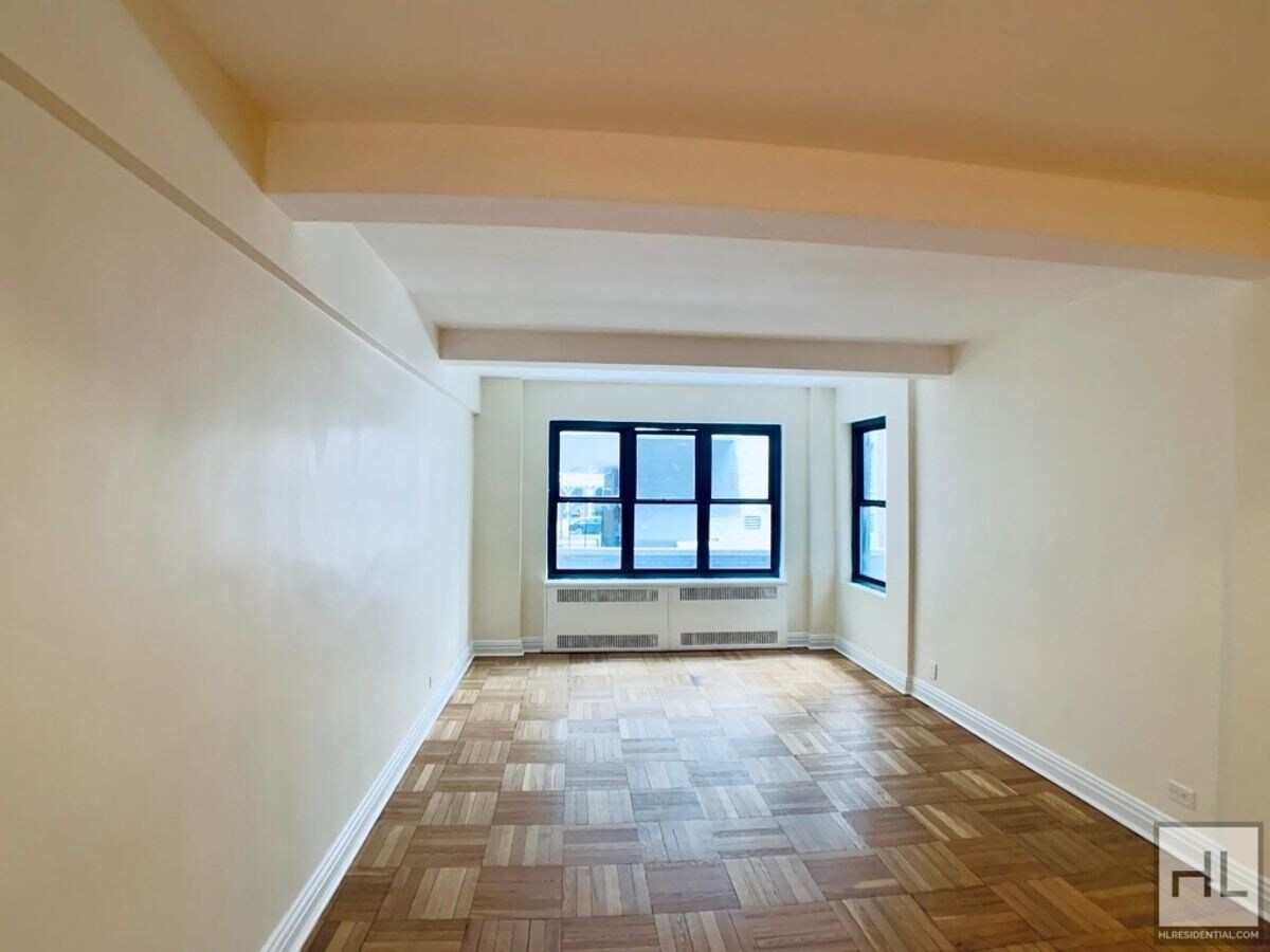 Photo - EAST 56 STREET Unit 1L