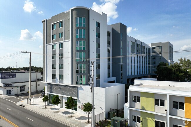 Slate Miami Apartments