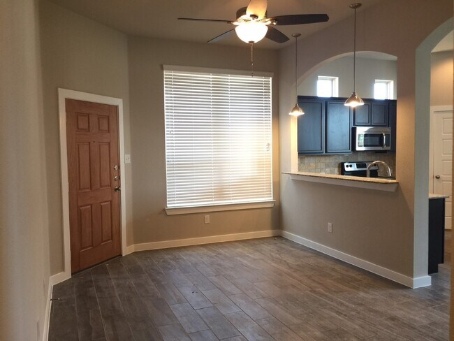 Photo - LUXURY 2 STORY DUPLEX LOCATED IN MIDLOTHIAN, TEXAS!