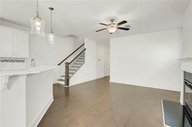 Photo - 1903 Plainsboro Dr