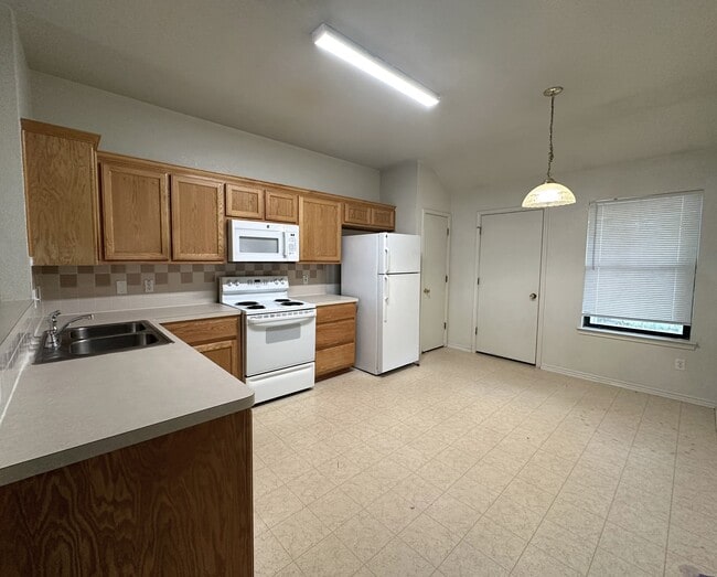 Photo - 201 Janelle Dr Unidad B