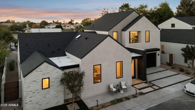 Photo - 6330 N 10th Dr