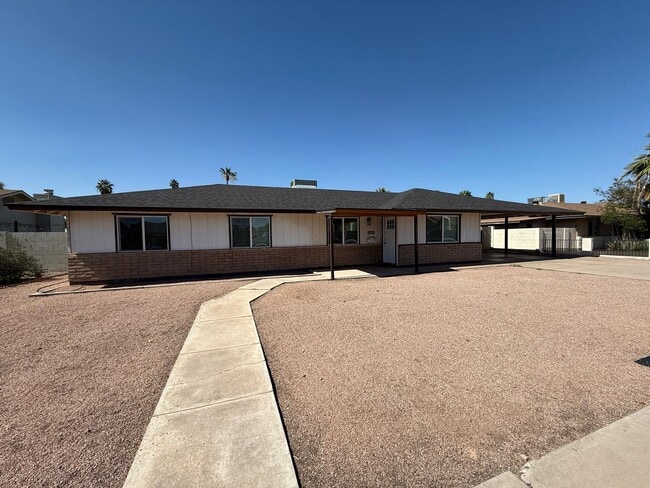 Photo - 5 Bedroom 3 Bathroom- Mill & Baseline