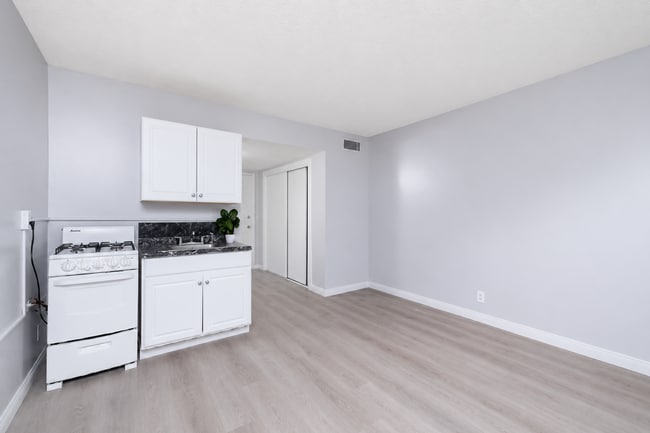 Premier Apartments