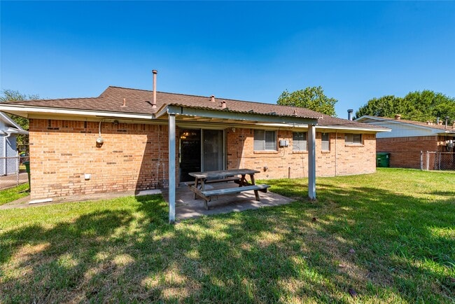 Photo - 10914 Keese Dr