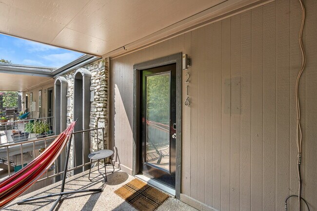 Photo - 5820 Berkman Dr Unit 216