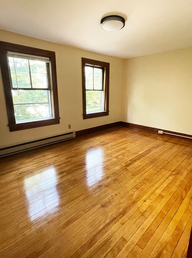 Photo - 114-116 South Champlain Street Unit APT 2