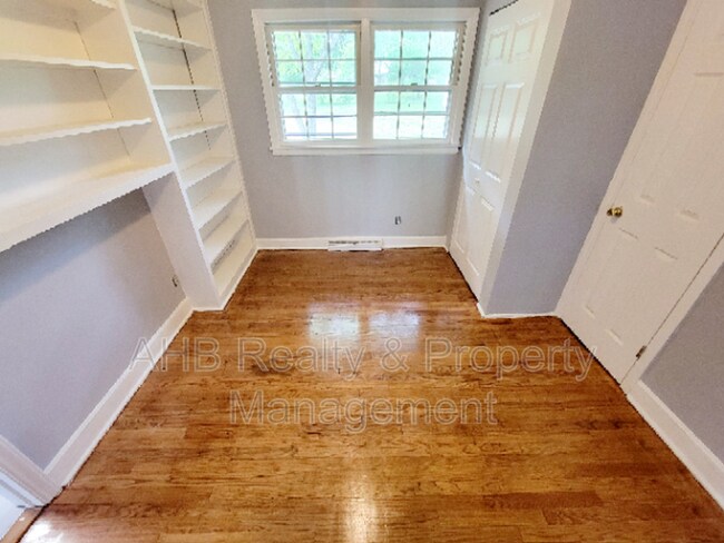 Photo - 309 Harden st.