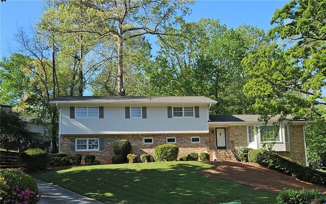 Building Photo - 1630 Arnaud Ct Rental
