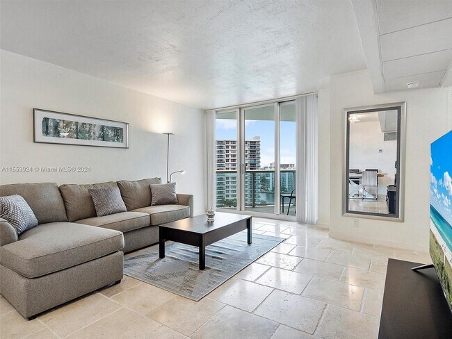 Photo - 3801 S Ocean Dr Unidad 12S