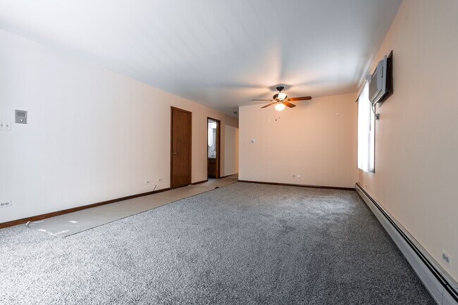 Photo - 4613 Grove Ave