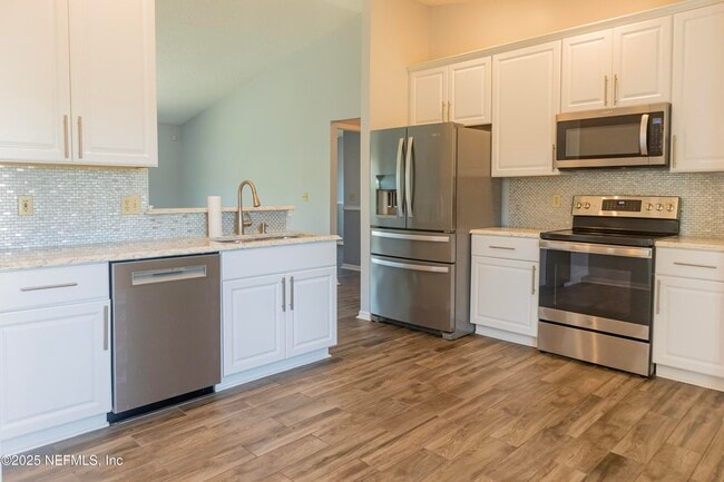 Photo - 1606 Castle Rock Ct