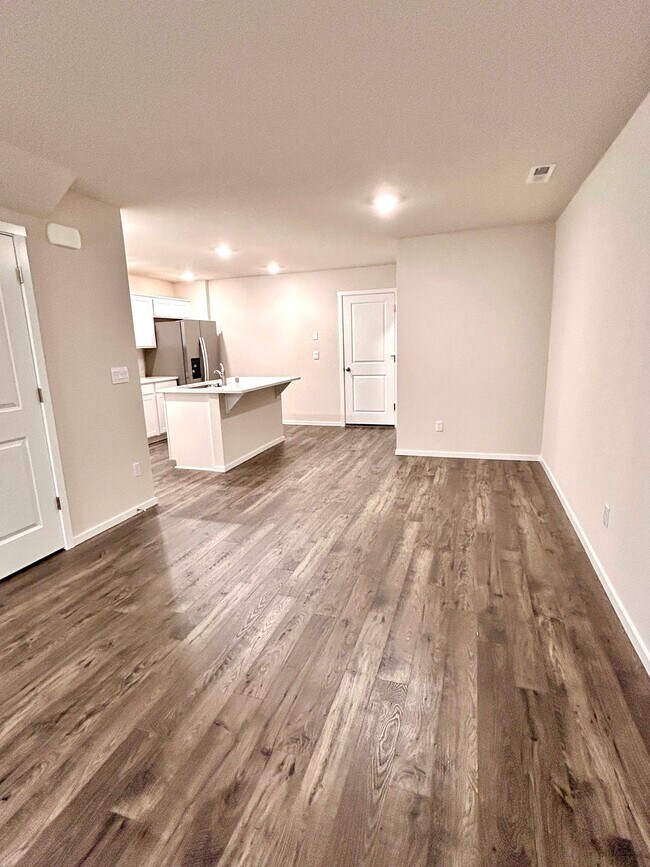 Photo - 10407 NE 119th Ave