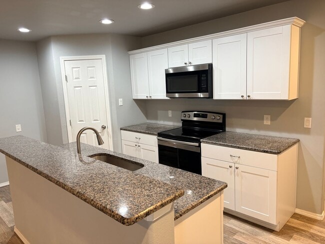 Photo - 1305 N Colton Ave Unit B