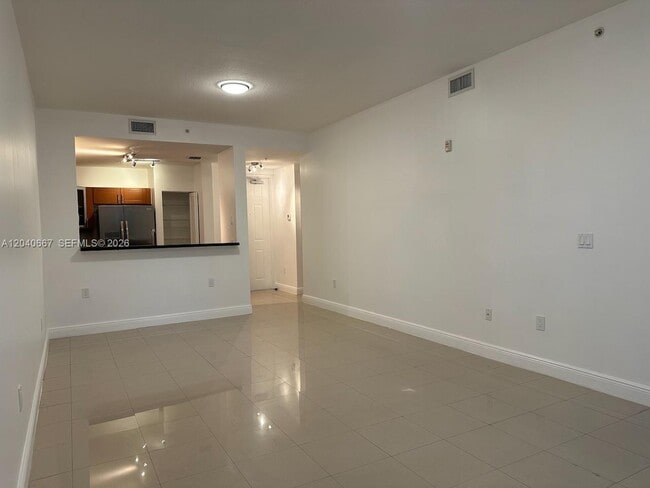 Photo - 652 NE 63rd St Unit 102