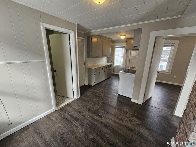 Photo - 134 Bristol St Unit 2