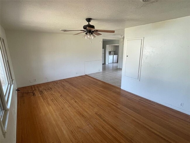Photo - 800 N Caddo St