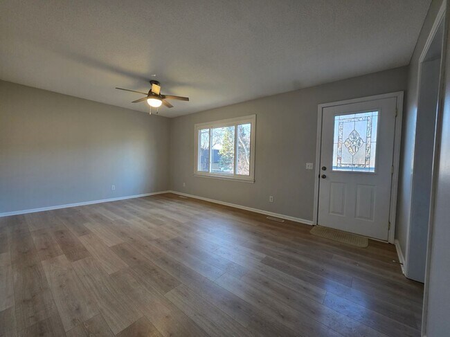 Photo - 2138 E Arrowhead Cir