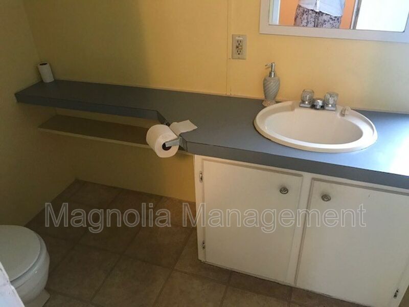 Photo - 623 Dr Parrott Rd