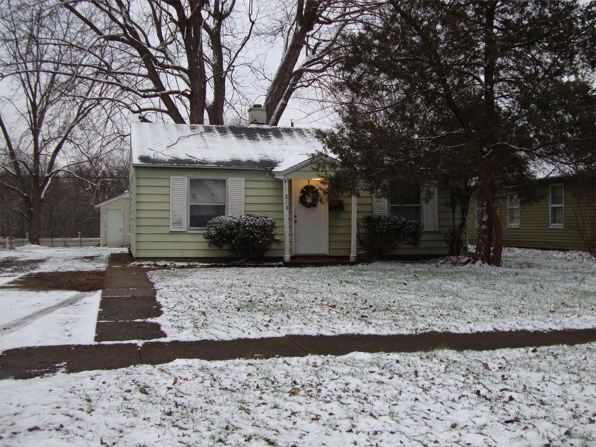 Photo - 813 Bryan St House