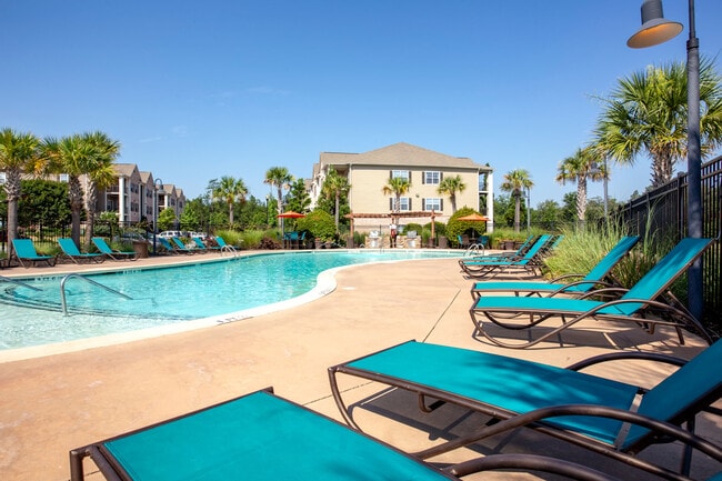 Lauren Ridge Apartment Homes