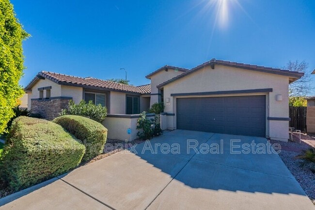 Photo - 2741 E Yellowstone Pl