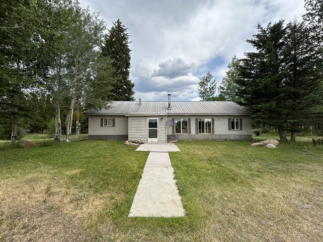 Building Photo - 17 Bert Rd Rental