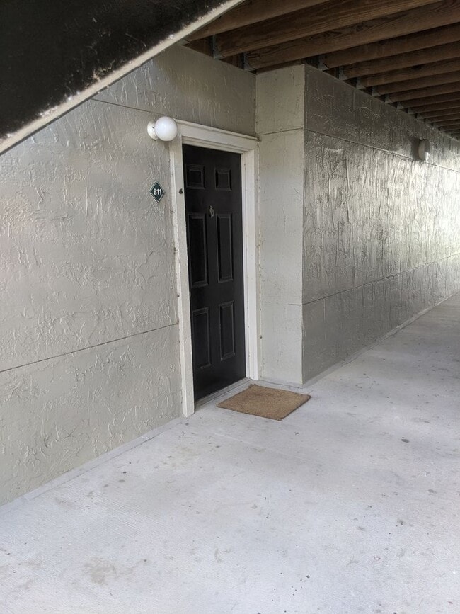 Photo - Partially Furnished 1BR/1BA in the Beautiful Windsor Park Community!