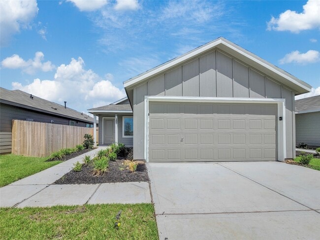 Building Photo - 207 Brandi Dr Rental