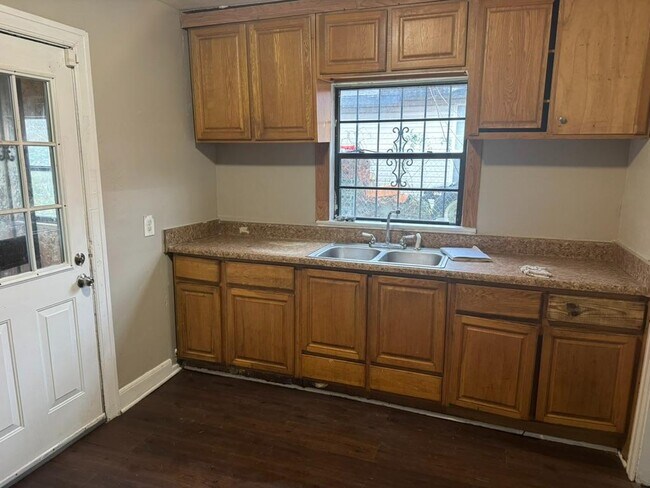 Photo - 2027 36th Ave N