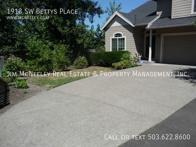 Photo - 1918 SW Betty's Pl