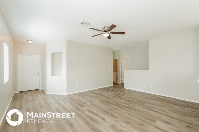 Photo - 9119 W Cambridge Ave