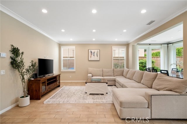 61 Crestwick