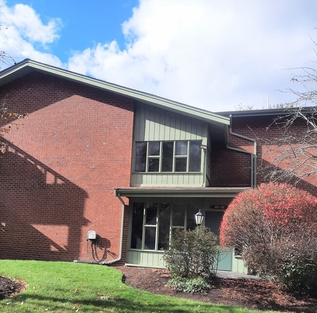 Building Photo - 30 Parish Pathe Unit 30