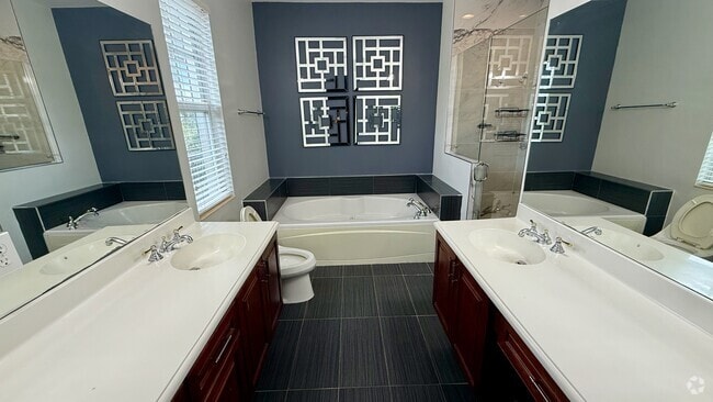 Building Photo - 3843 NW 5th Ter Rental