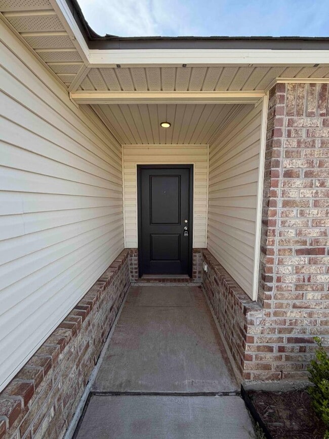 Photo - 9709 Laredo Ln