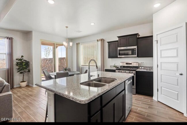 Photo - 253 Adamtowne Dr