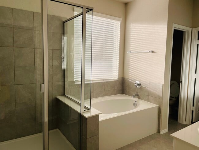 Photo - 10032 Adams Ln